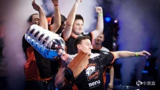 德米纳尔凭 德米纳尔凭