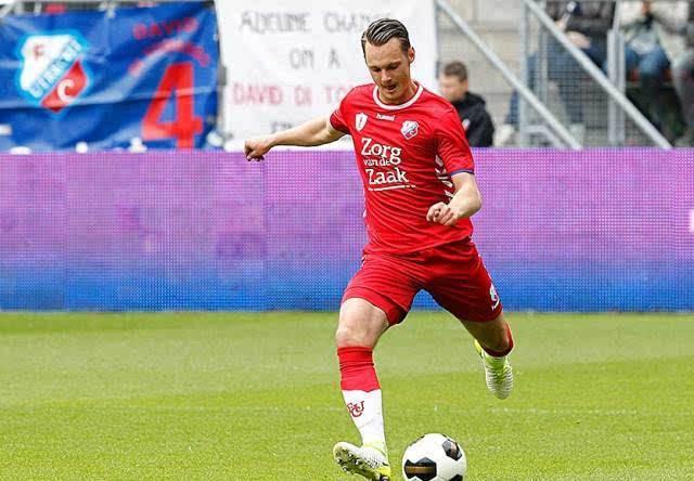 也为球迷呈 也为球迷呈