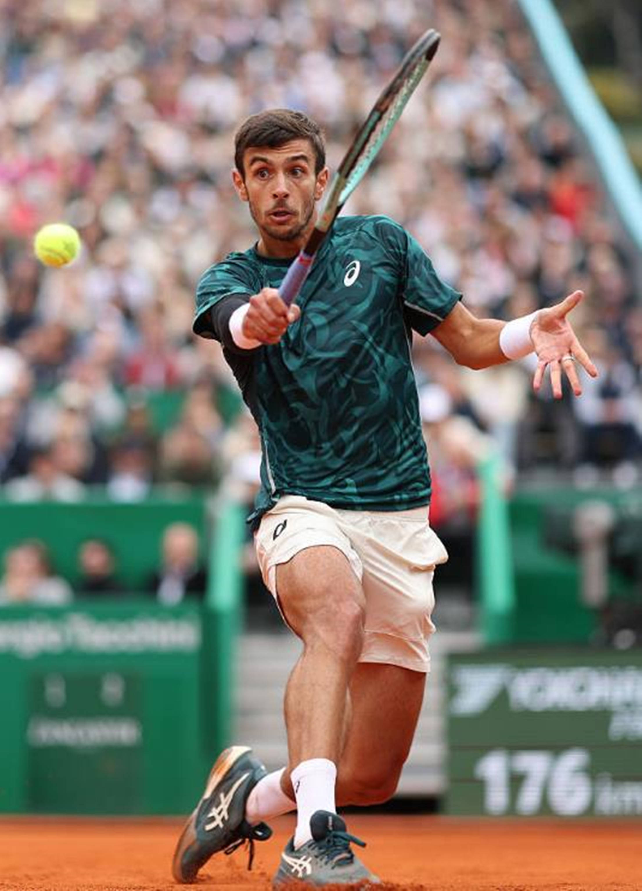 人最终以1 人最终以1