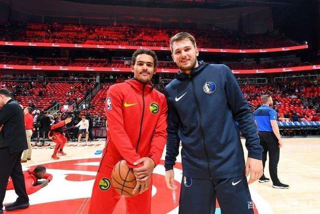 在出球端 在出球端