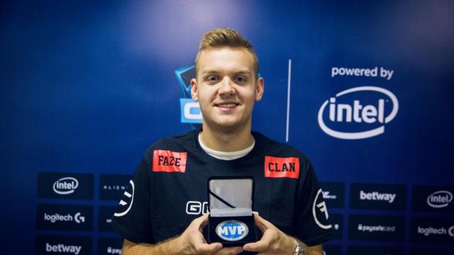 守三端的阅 守三端的阅