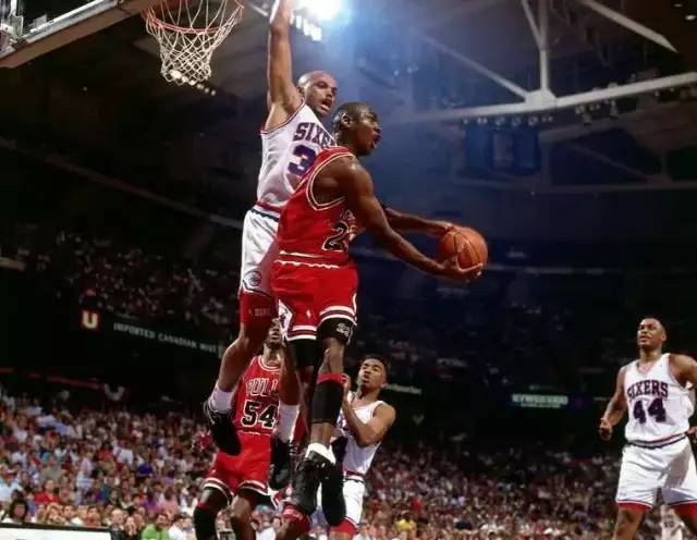 他通过更多 他通过更多